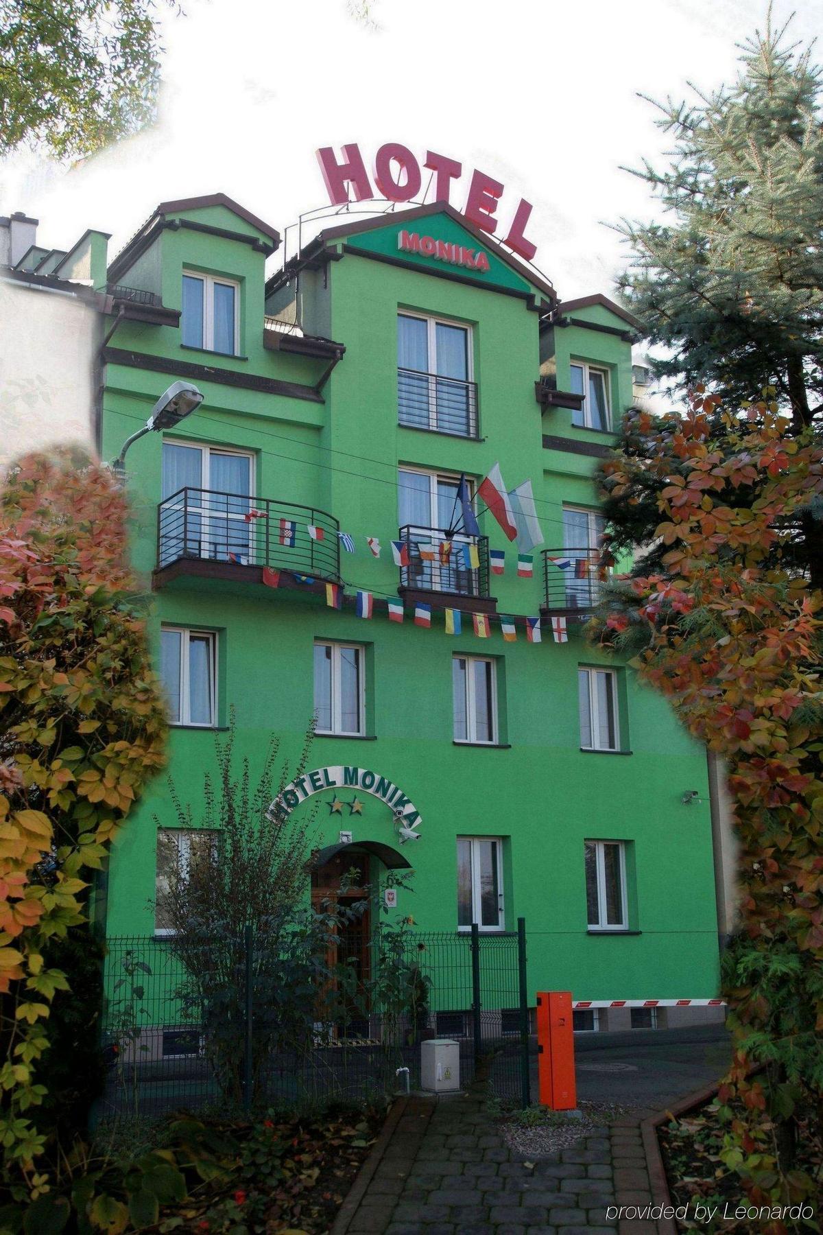 Hotel Monika Cracovia Exterior foto